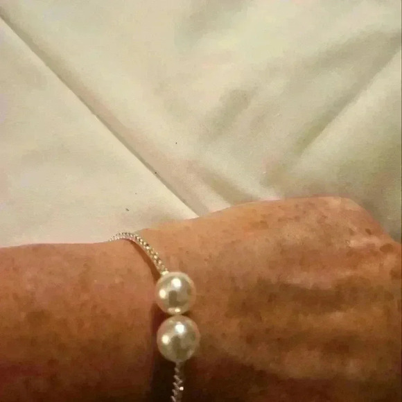 Elegant, wristlet, bracelet. - Picture 5 of 5